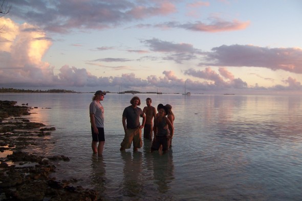 Chatting with some young peolpe my age. They are from Germany, and LA.USA