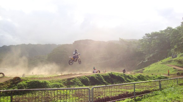 This guy just got big air lol! Yup ready to buy another motocross bike again , lol!